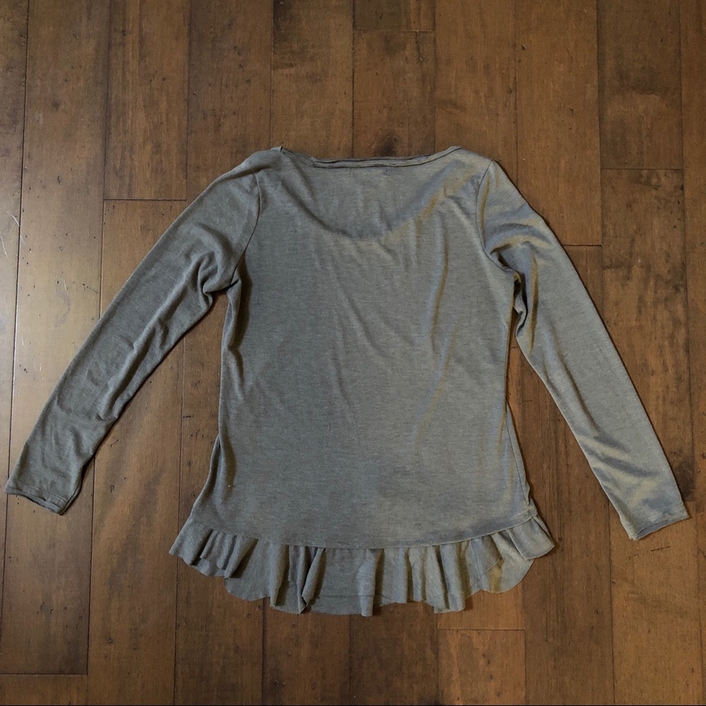 Banana Republic Scooped-Neck Ruffle Hem Tee Med - Picture 5 of 5
